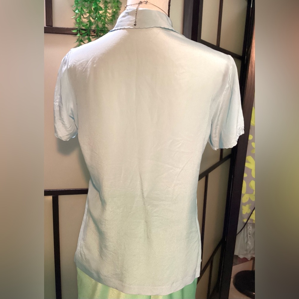 NEW Da Fu Gui light blue hand embroidered shirt. Size 36 - Picture 9 of 10